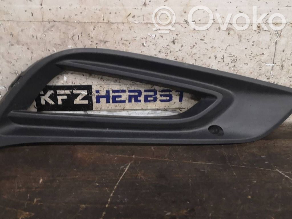 Opel Astra K Moldura/rejilla de la luz antiniebla delantera 