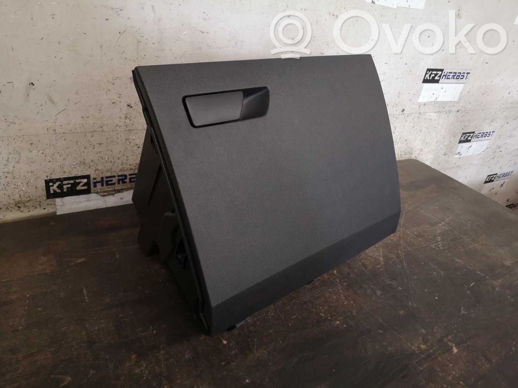 Seat Leon (5F) Vano portaoggetti 