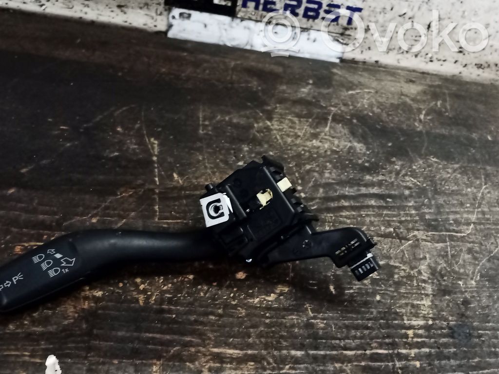 Indicator stalk   8P0953513E,8P0953513E