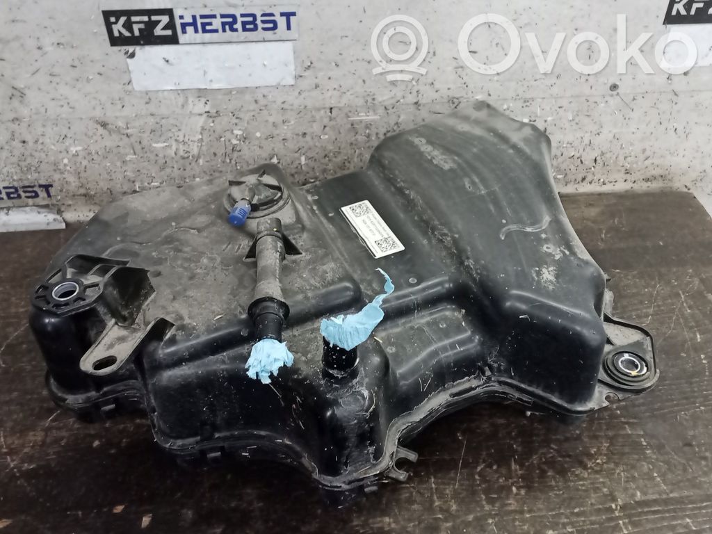 Volkswagen Cross Touran II AdBlue Tank 