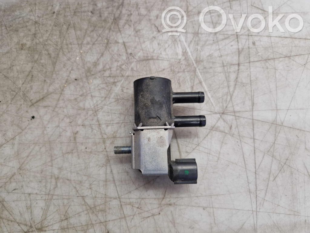 Suzuki Swift III Válvula electromagnética 