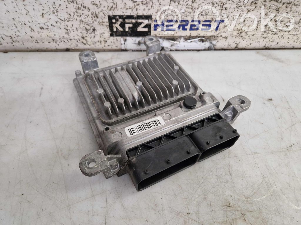 Mercedes-Benz E W212 Engine control unit/module 