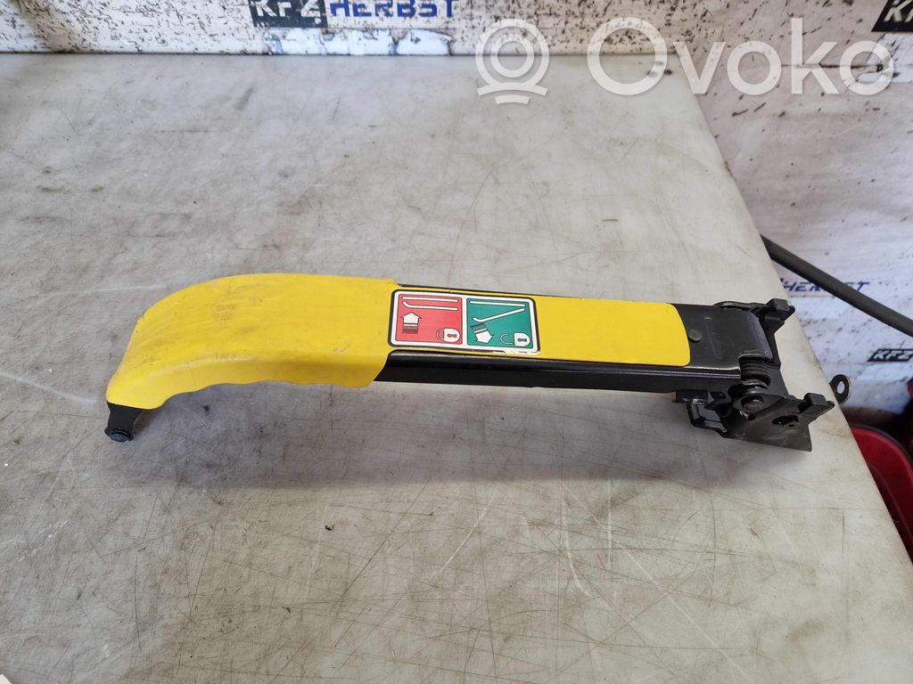 Otros repuestos del exterior   BK21V44100AH,BK21V44100AH