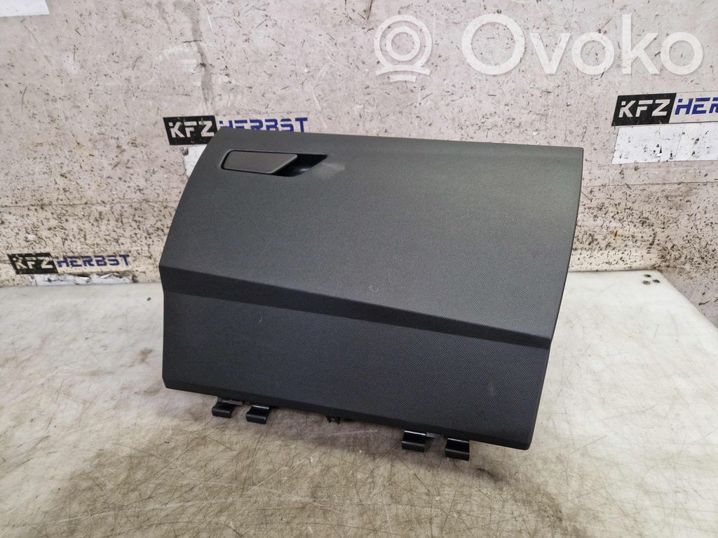 Handschuhfach   10F857121F,82V,10F857121F,82V