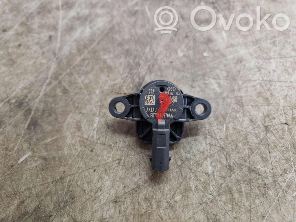 Jaguar XE Airbag deployment crash/impact sensor 