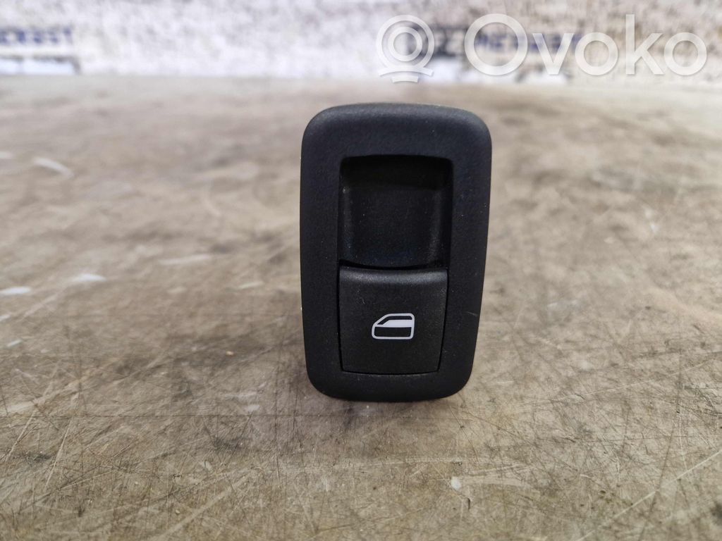 Electric window control switch   68214156AC,68214156AC