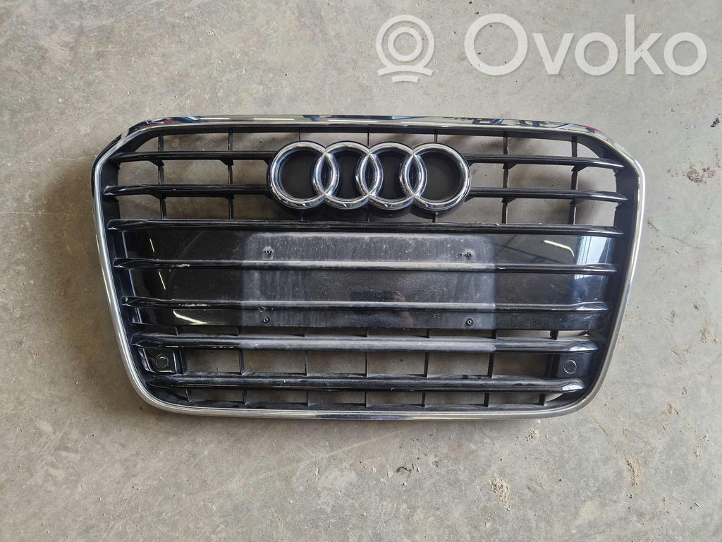 Audi A6 S6 C7 4G Grotelės priekinės 