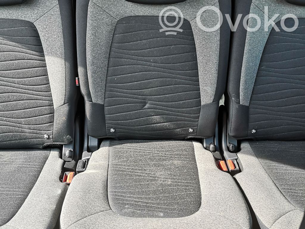 Citroen C4 II Picasso Second row seats 