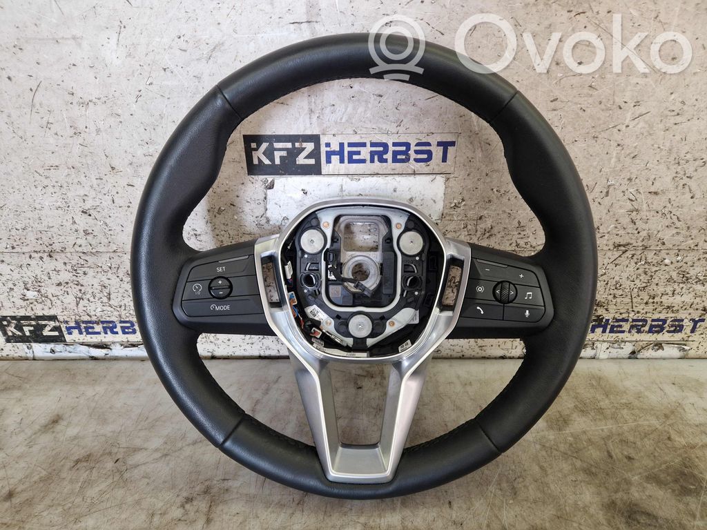 BMW X1 U11 Vairas 