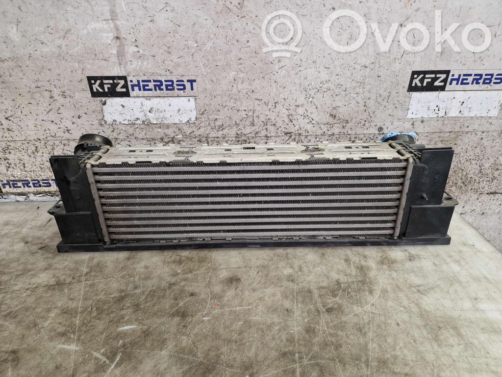 BMW X3 F25 Chłodnica powietrza doładowującego / Intercooler 