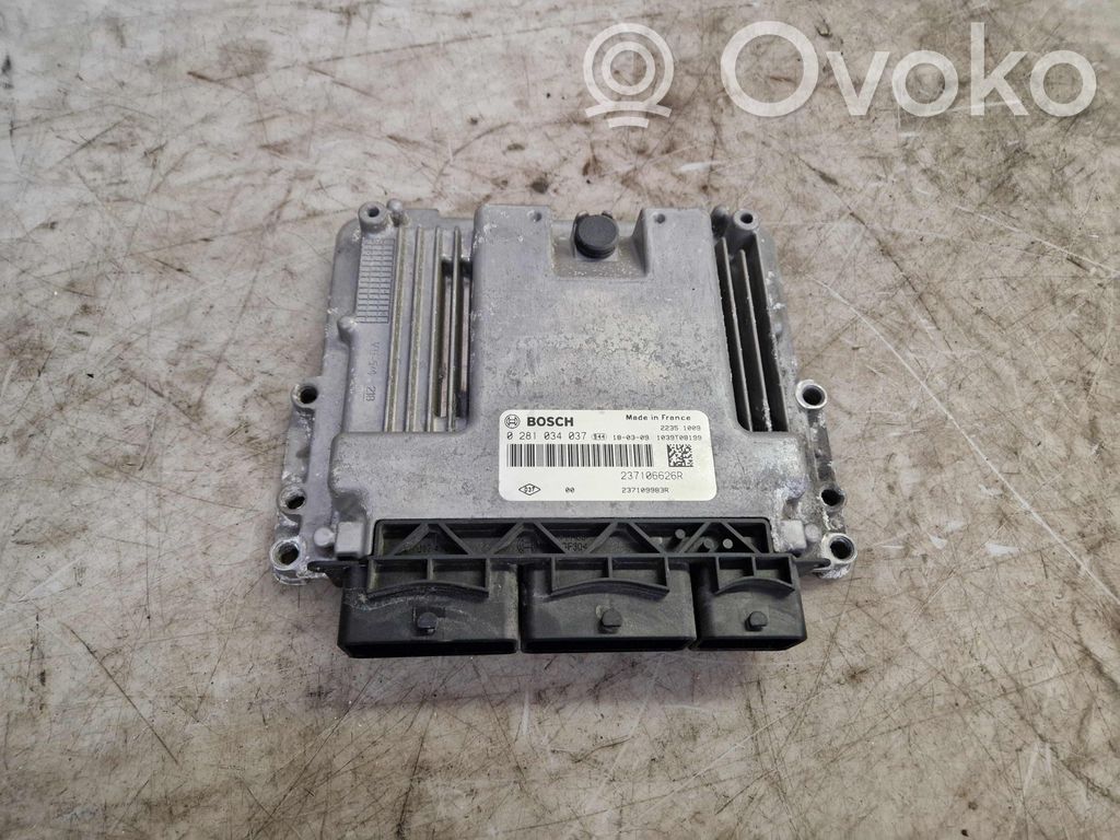 Renault Trafic III (X82) Engine control unit/module 
