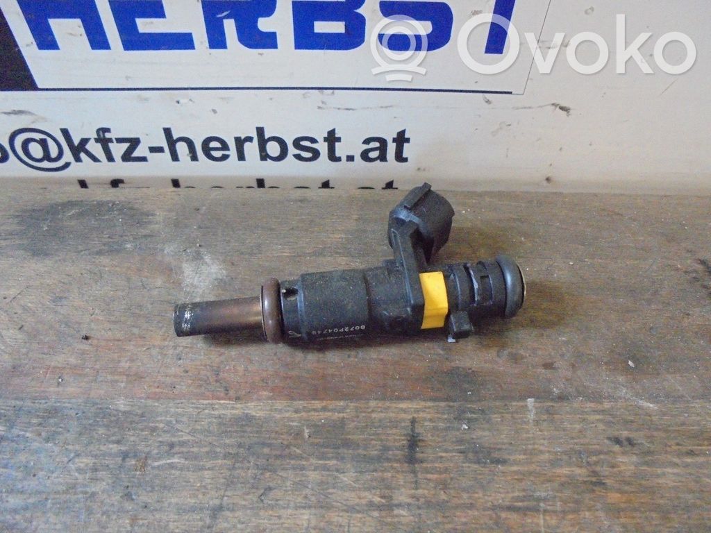 Inyector de combustible   752817680,07,07,752817680