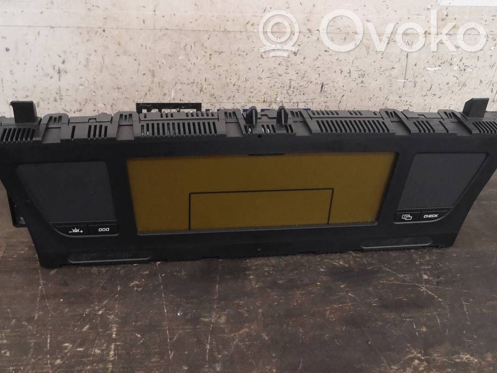 Citroen C4 I Picasso Speedometer (instrument cluster) 