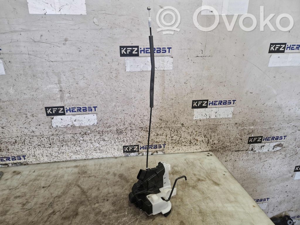 Zamek drzwi przednich   81310C820,MAY,81310C820,MAY