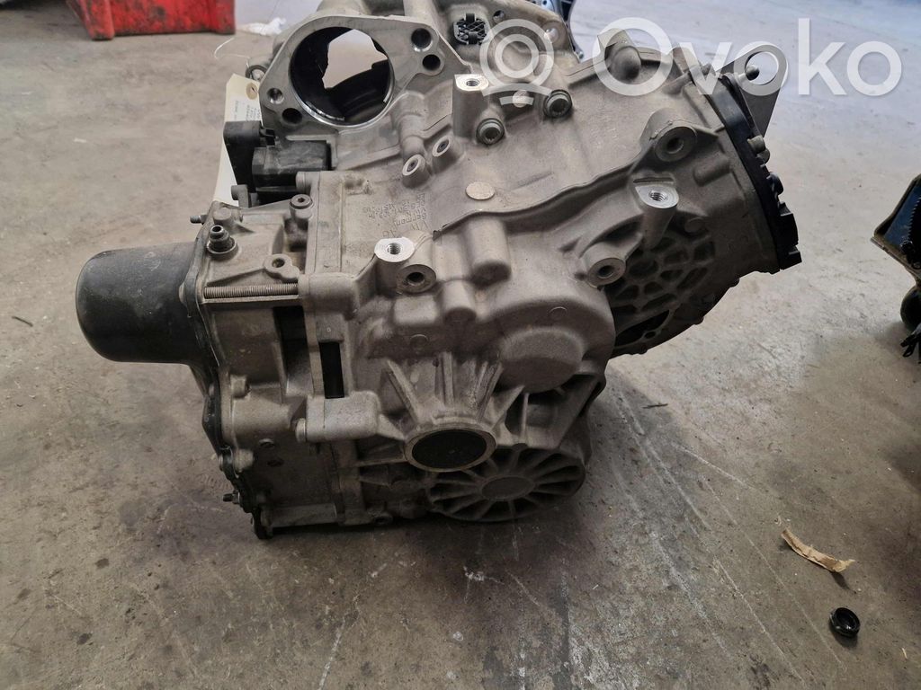 Volkswagen PASSAT B8 Automatic gearbox 