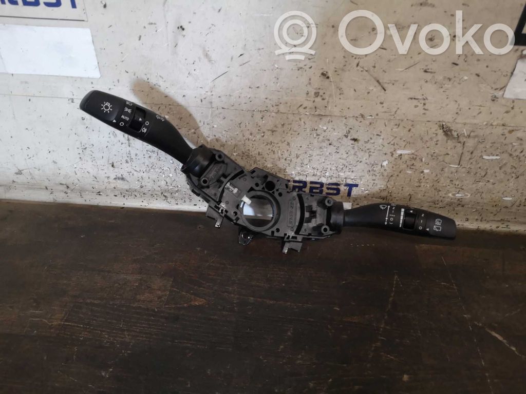 KIA Rio Boutons / interrupteurs volant 