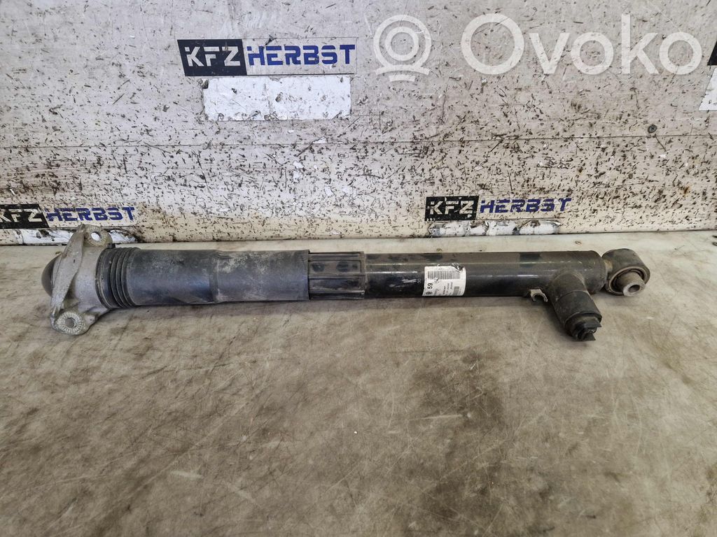 Takaiskunvaimennin   5Q0512009CL,5Q051305BN,5Q0512009CL,5Q051305BN