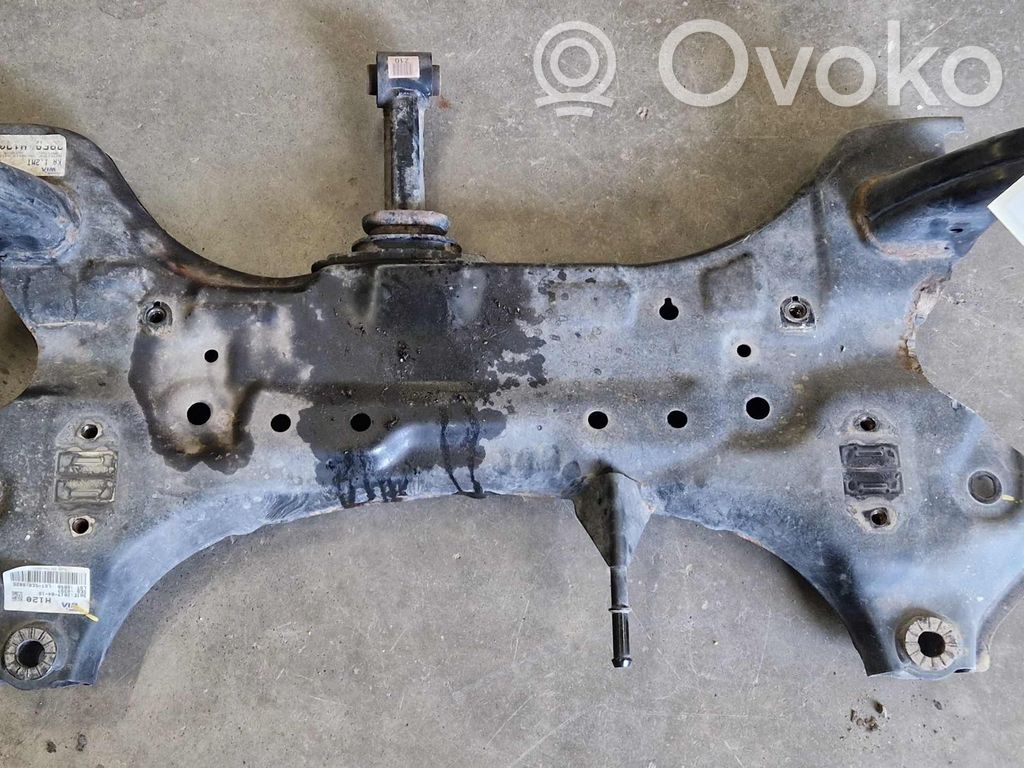 Priekinis traversas   62400H8050,62400H8050