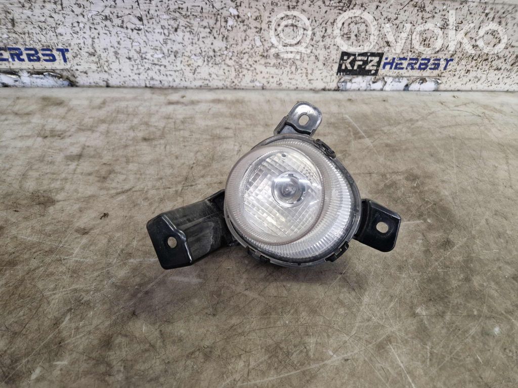 KIA Rio Miglas lukturis priekšā 