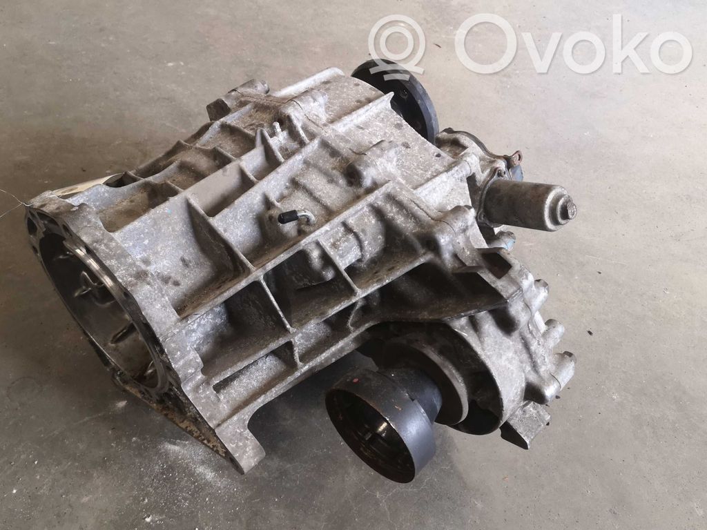 Gearbox transfer box case   AB397A195BG,JN3P7A195BD,2493882,AB397A195BG,JN3P7A195BD