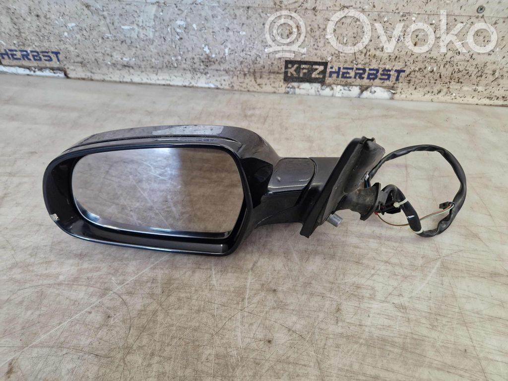 Audi A4 S4 B8 8K Front door electric wing mirror 