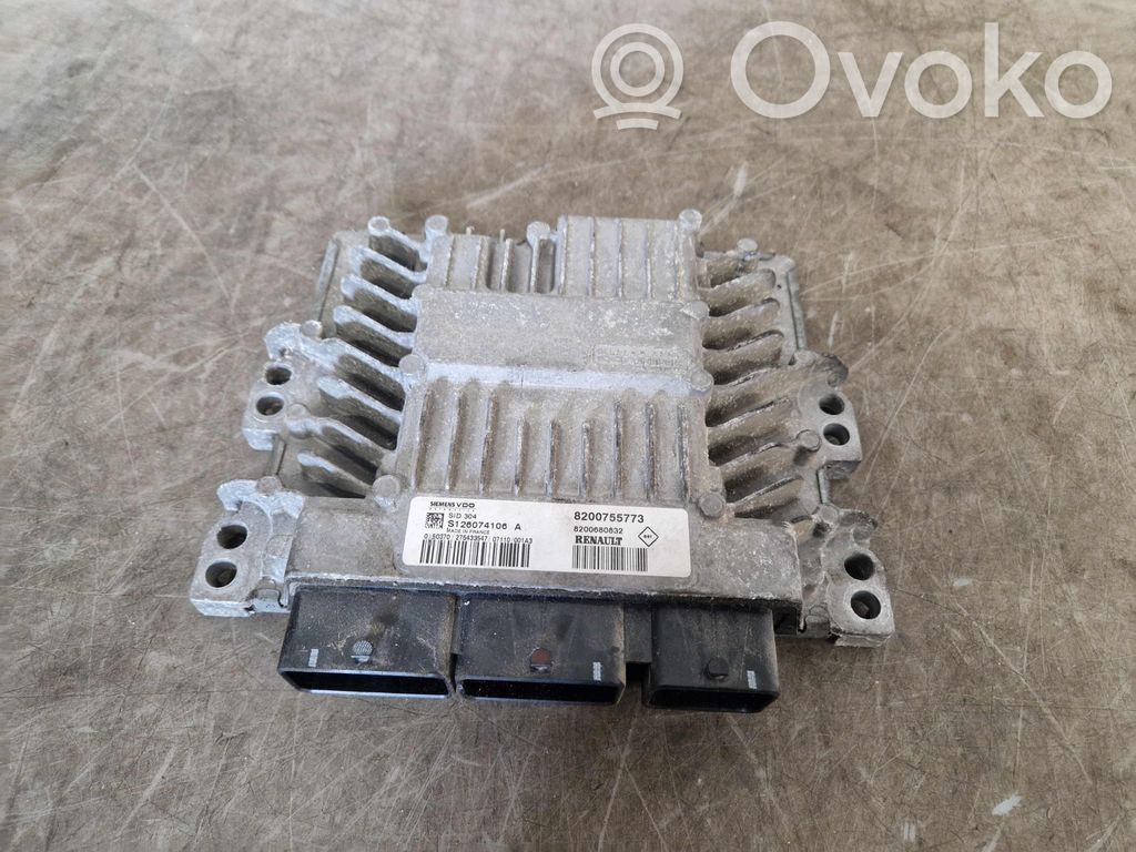 Unidad de control/módulo del motor   8200755773,8200680832,8200680832,8200755773,S126074106A
