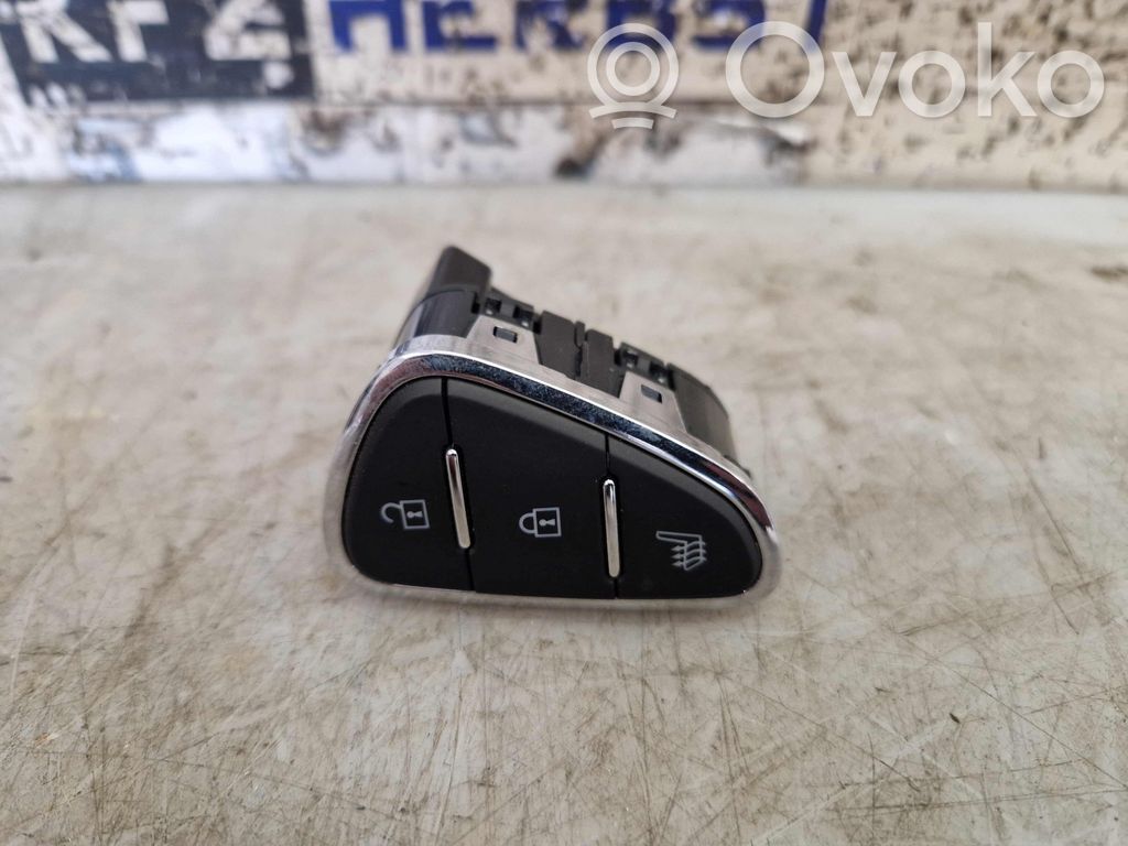 Opel Corsa E Botón interruptor de bloqueo de puertas 