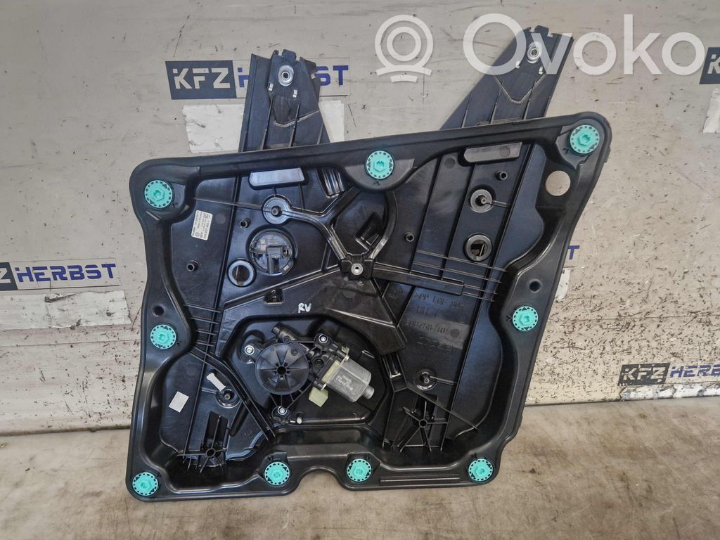 Volkswagen Golf VIII Mécanisme de lève-vitre avant sans moteur 