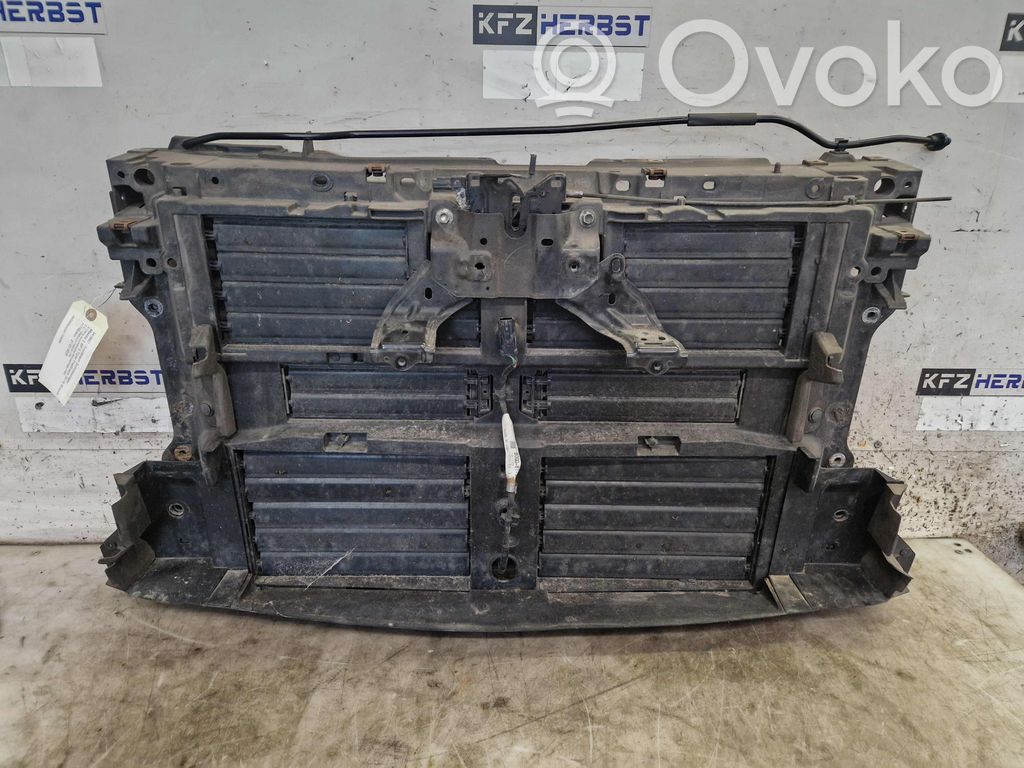 Mazda 3 Pannello di supporto del radiatore 