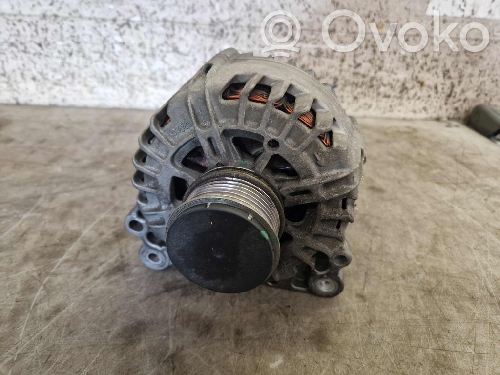 Volkswagen Touran I Generator/alternator 