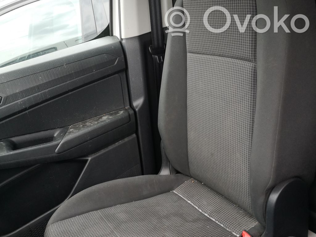 Volkswagen Caddy Fotel przedni pasażera 