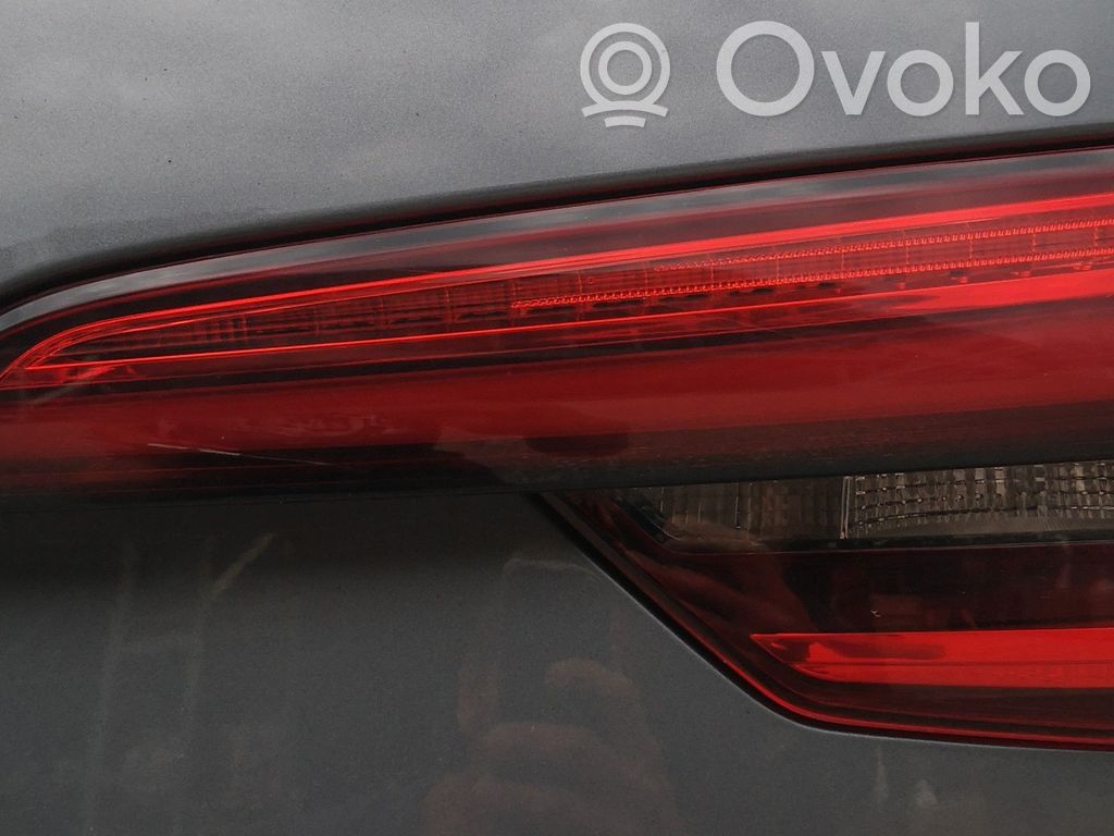 Audi A4 S4 B9 Feux arrière / postérieurs 