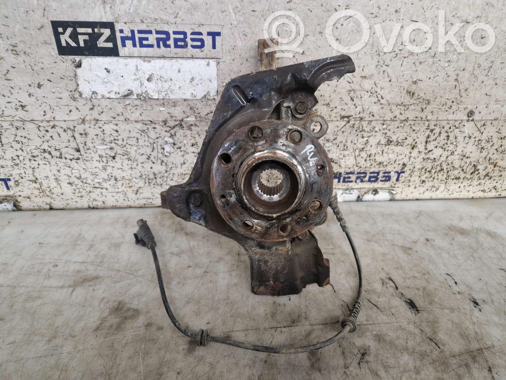 Opel Corsa E Achsschenkel vorne 