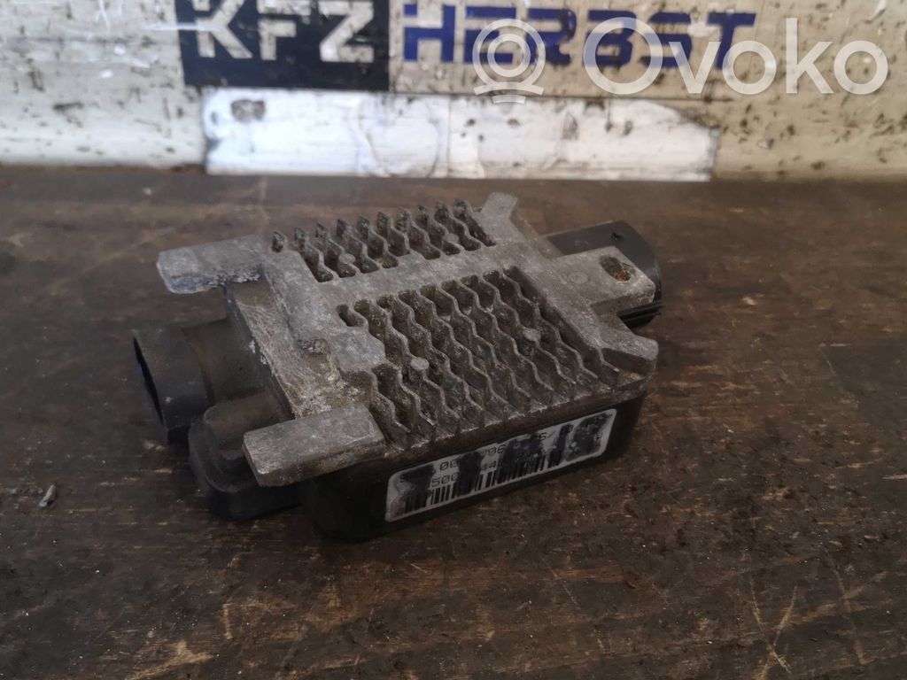 Ford Focus C-MAX Module de commande de ventilateur