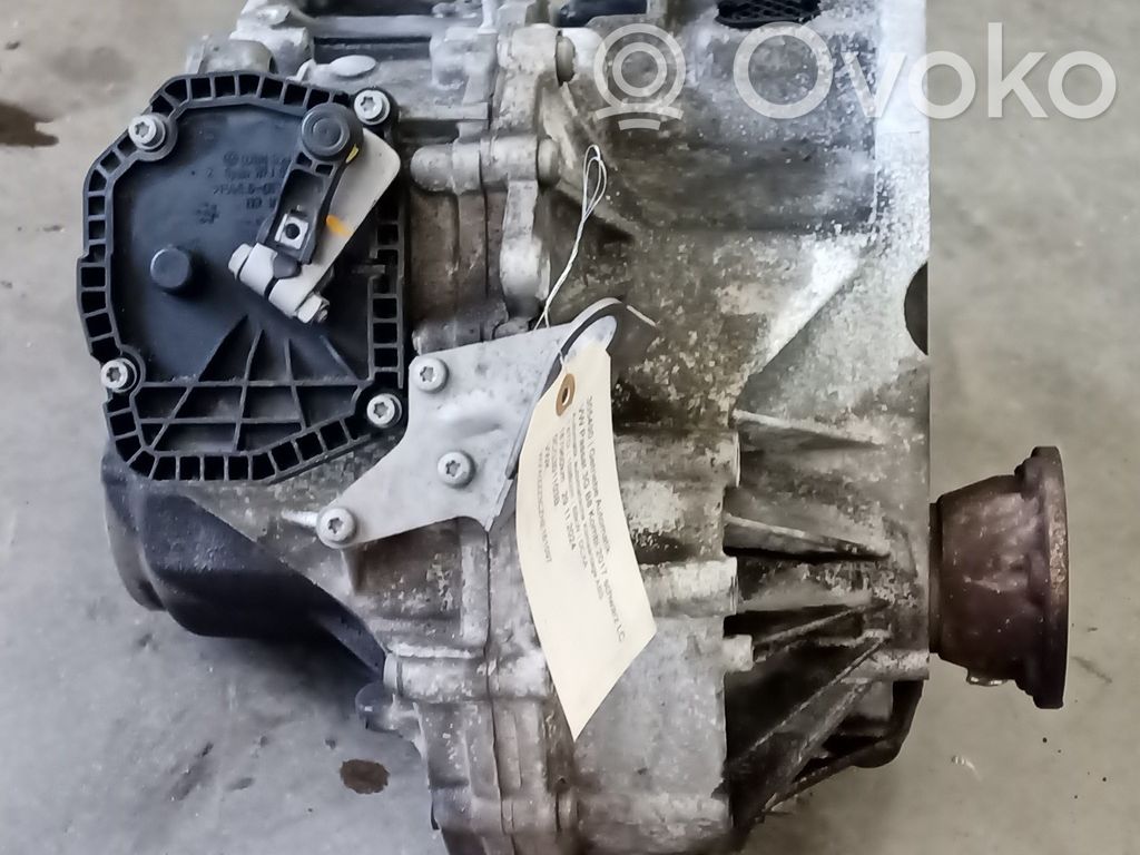 Volkswagen PASSAT B8 Scatola del cambio automatico 