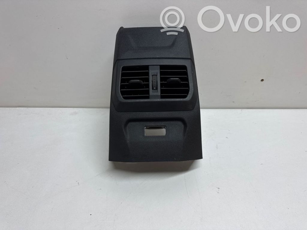 BMW 1 F40 Aizmugurējā gaisa - ventilācijas reste 