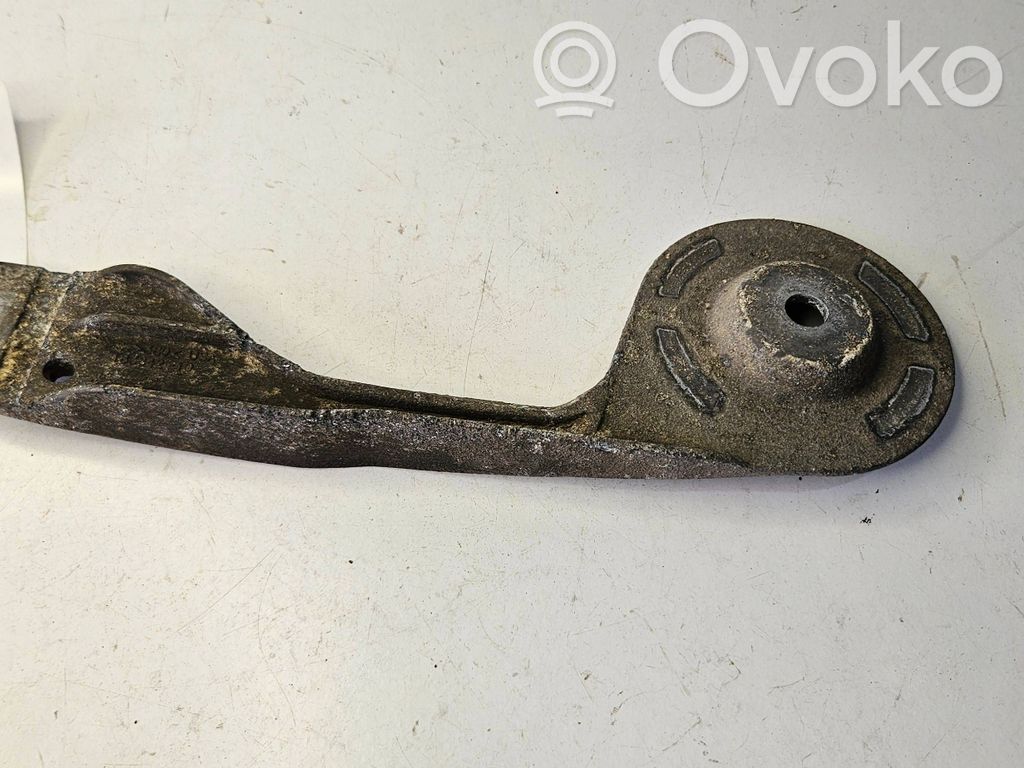 BMW 5 G30 G31 G38 Cits aizmugures šasijas elements 