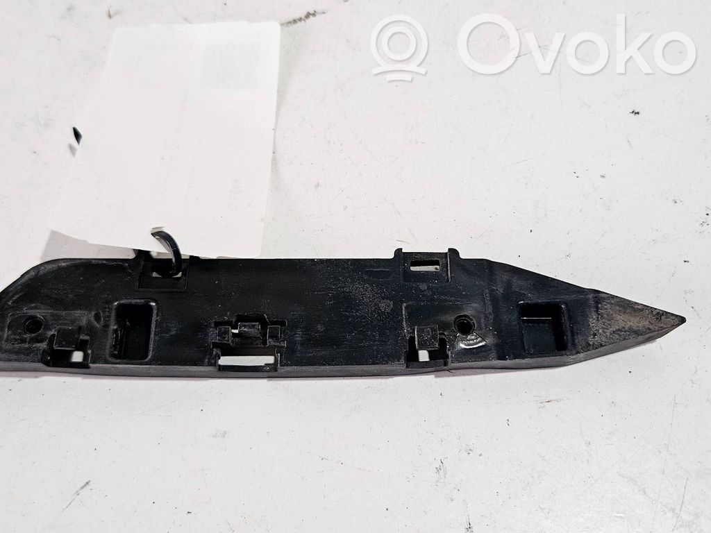 BMW 2 F45 Uchwyt / Mocowanie błotnika przedniego 