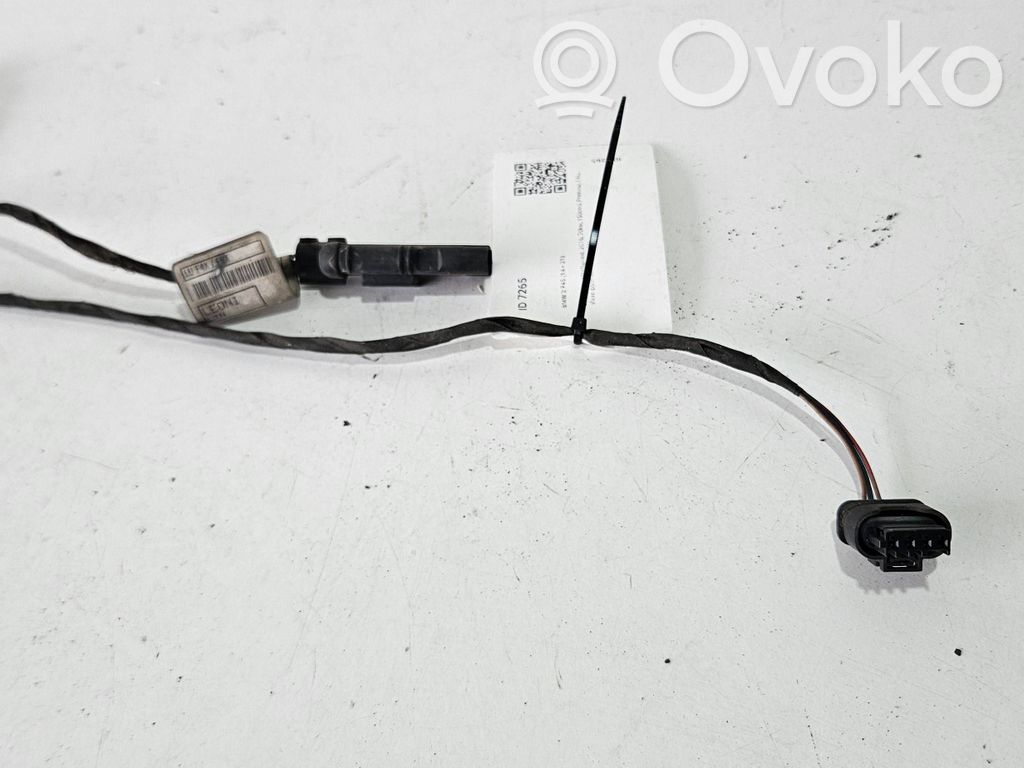 BMW 2 F45 Silnik deflektora powietrza chłodnicy 