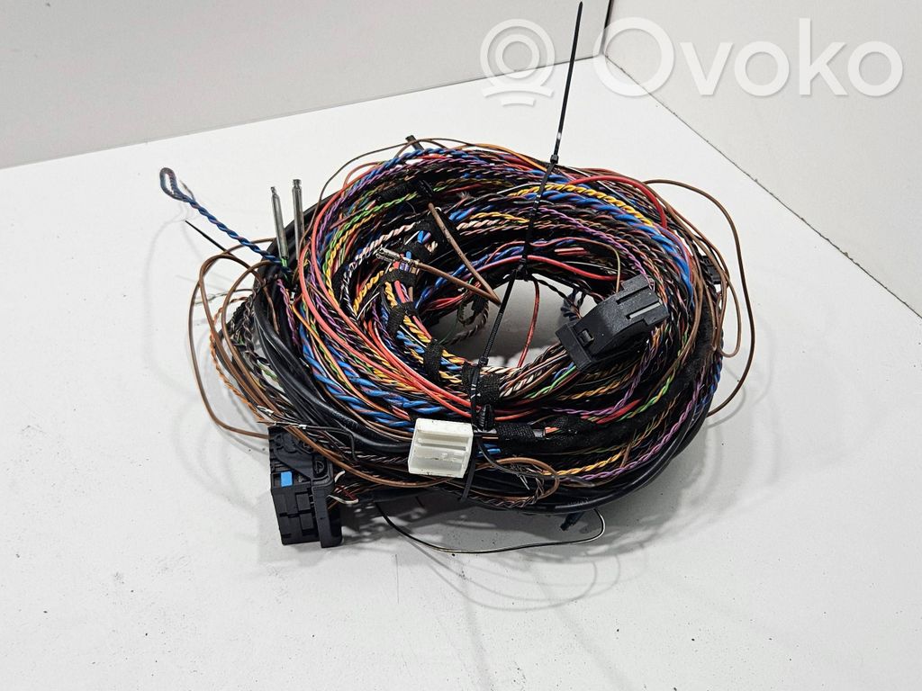 Telar de cableado del sistema de sonido   8364862,29673851