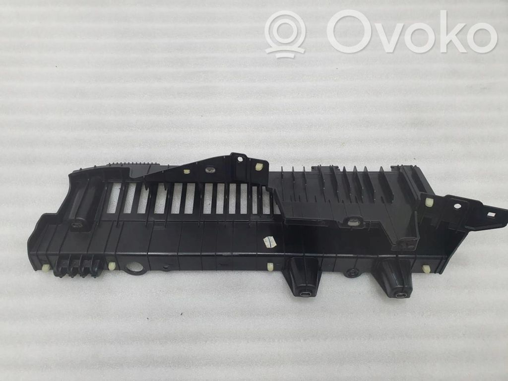 Holder (bracket)   6981052