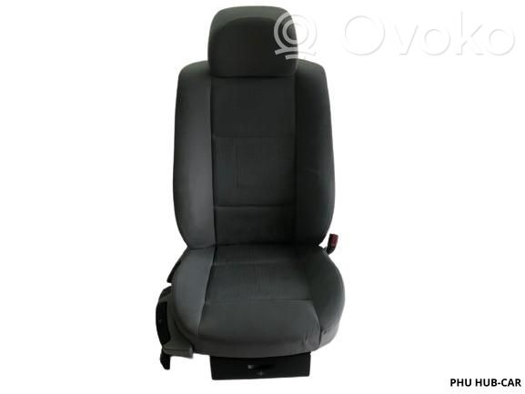Front passenger seat   OPARCIE
