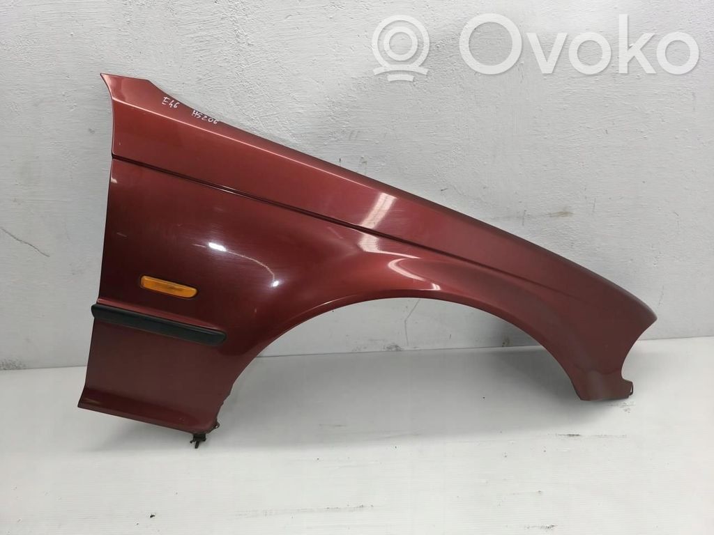 BMW 3 E46 Sparnas 