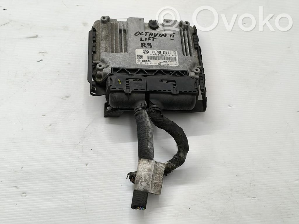 Skoda Octavia Mk2 (1Z) Engine control unit/module ECU 