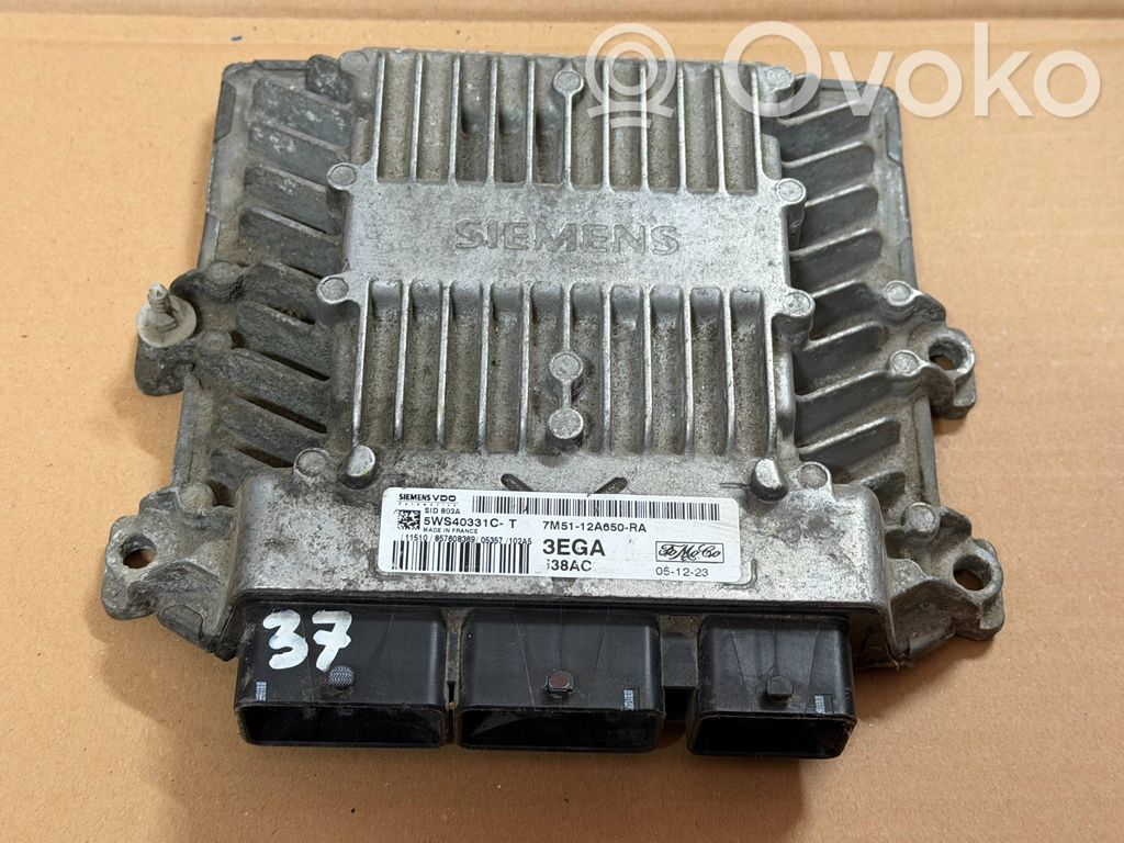 Ford Focus Engine control unit/module 