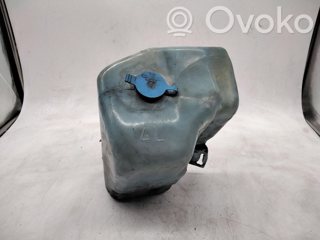 Ford Fiesta Windshield washer fluid reservoir/tank 