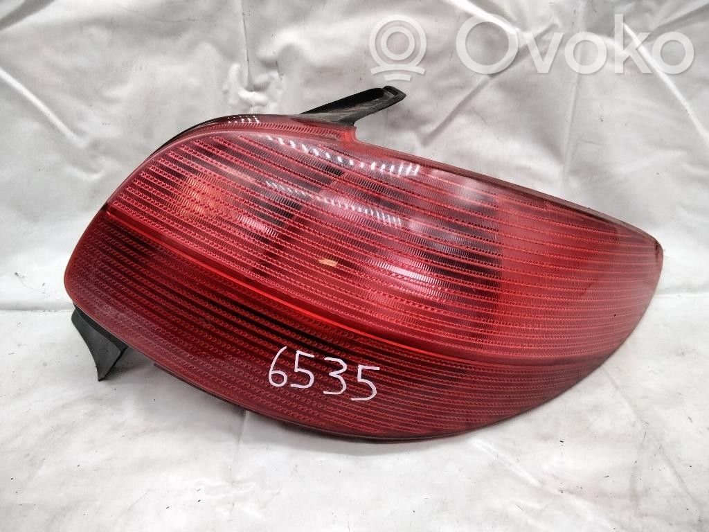 Peugeot 206 Rear/tail lights 