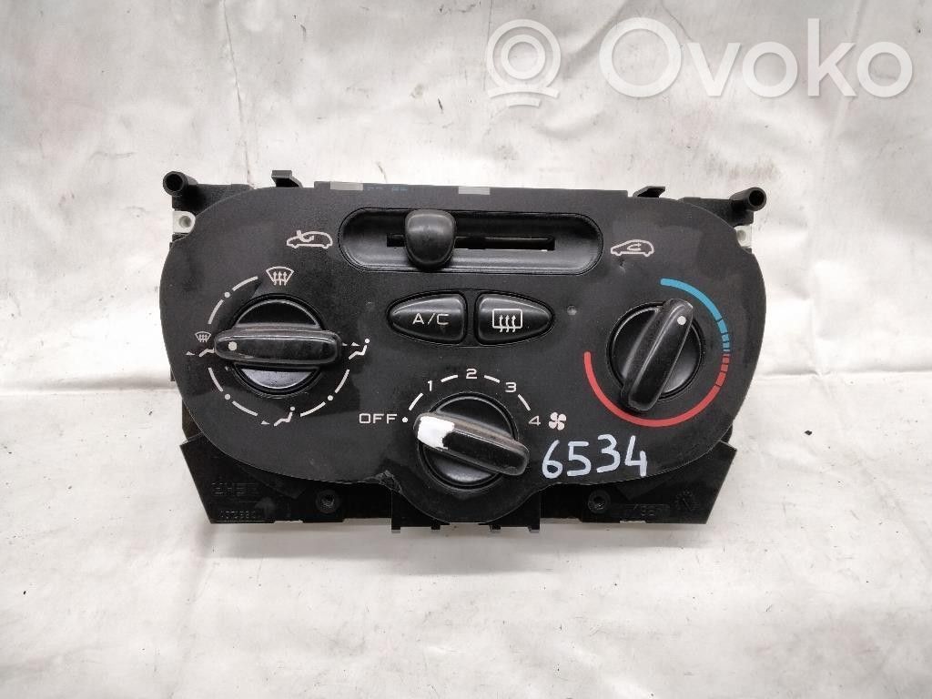 Peugeot 206 Climate control unit 