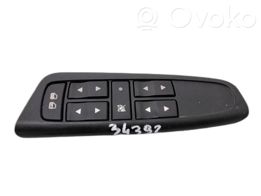 Fiat Stilo Przyciski szyb 