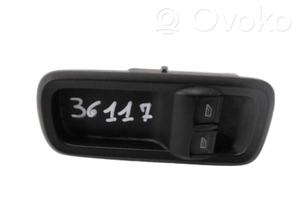 Ford Fiesta Electric window control switch 